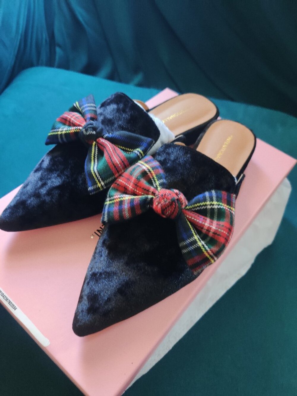 velvet picadelit bow mules